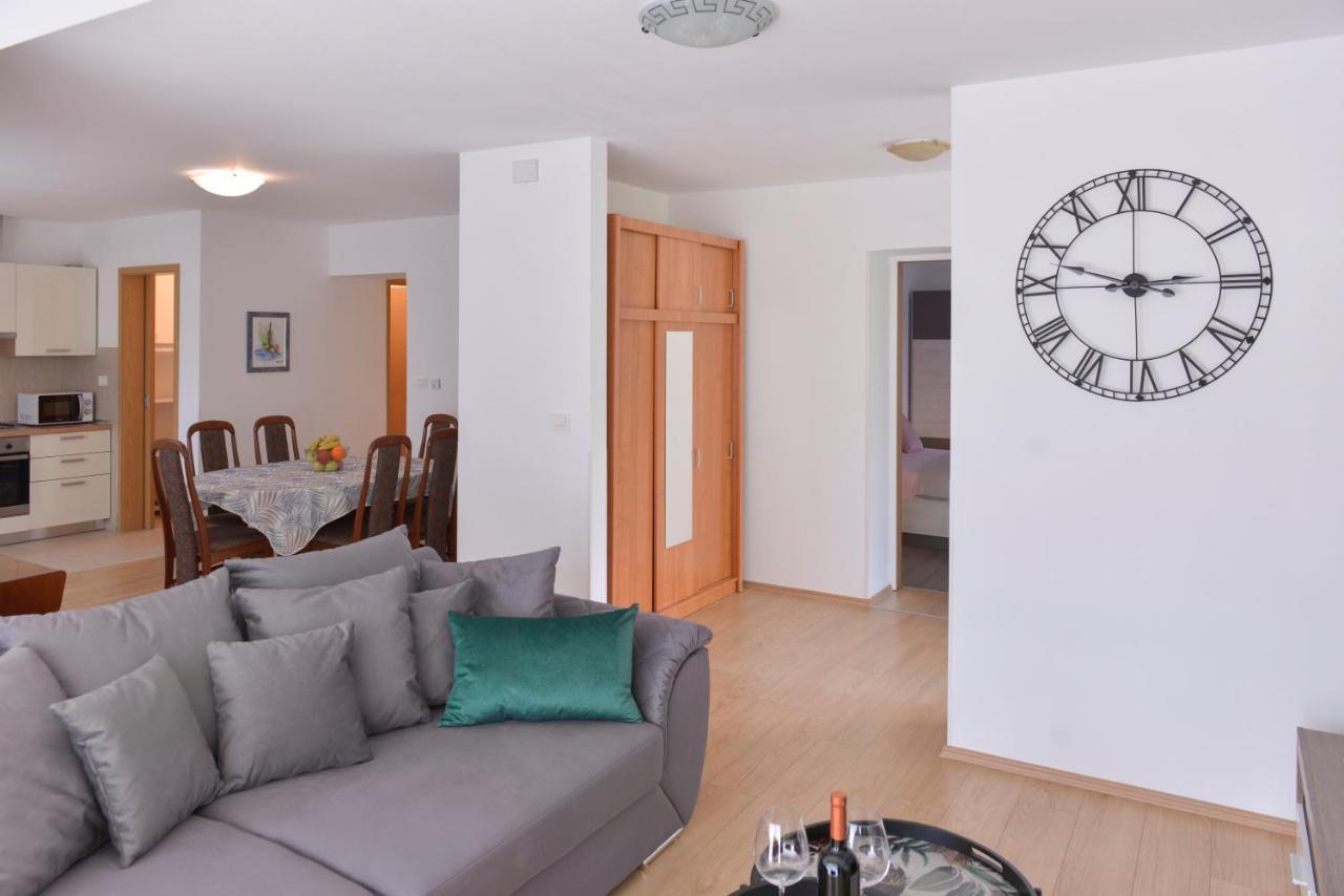 Apartment Piano غييكا المظهر الخارجي الصورة