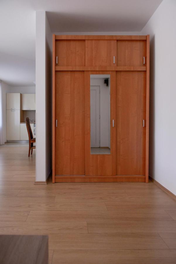 Apartment Piano غييكا المظهر الخارجي الصورة