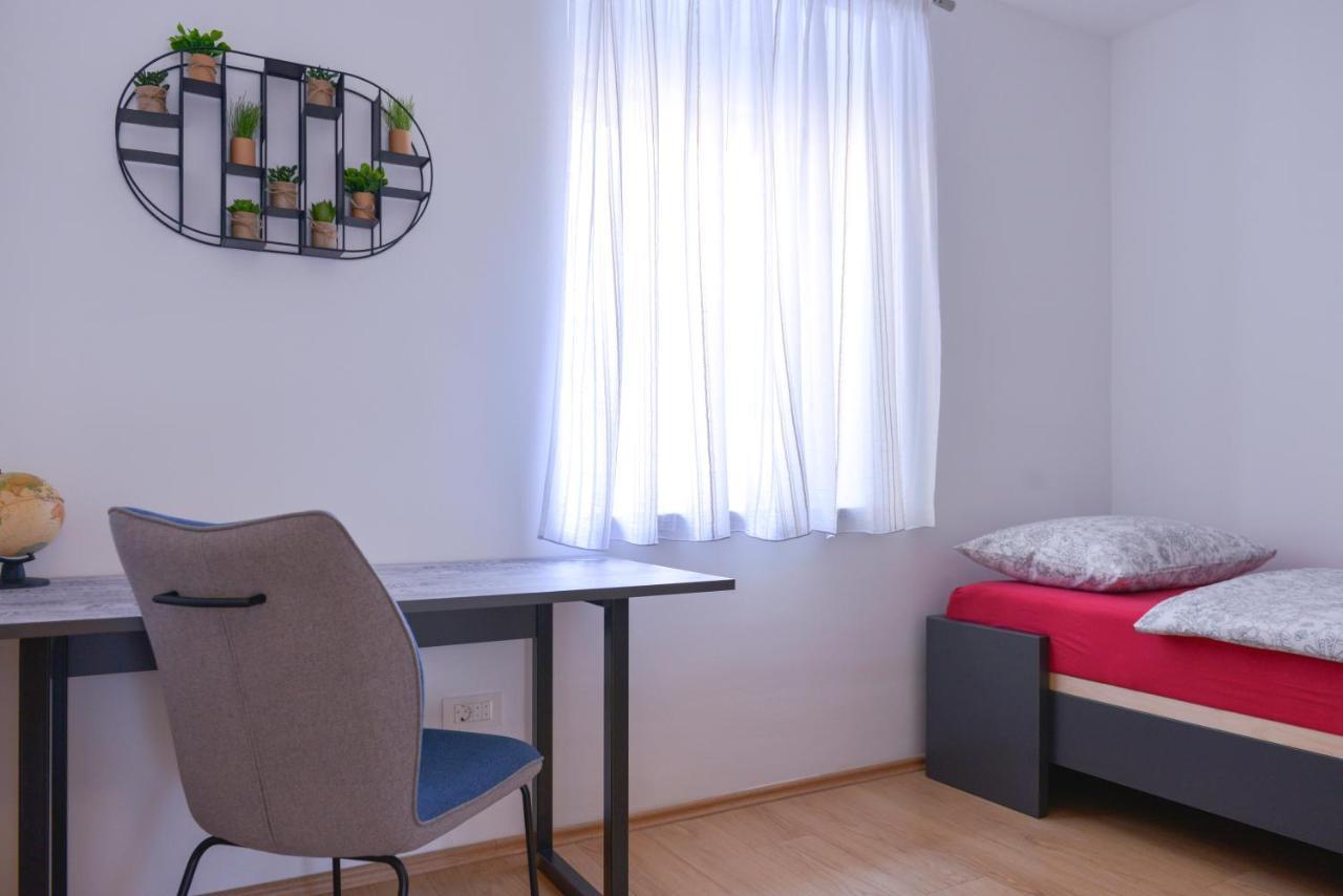 Apartment Piano غييكا المظهر الخارجي الصورة