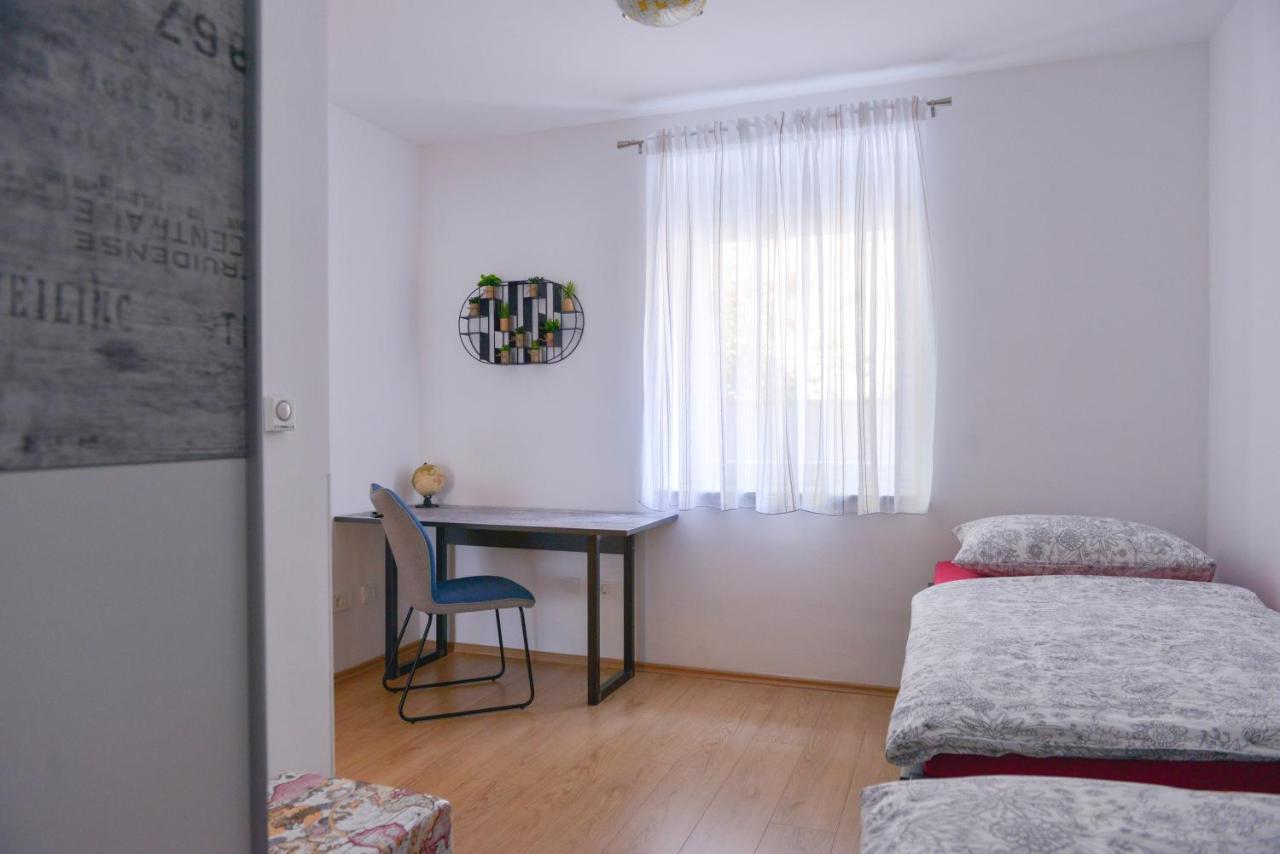 Apartment Piano غييكا المظهر الخارجي الصورة