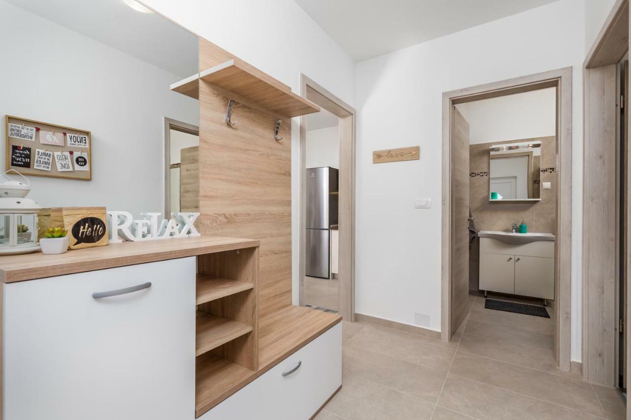 Apartment Piano غييكا المظهر الخارجي الصورة