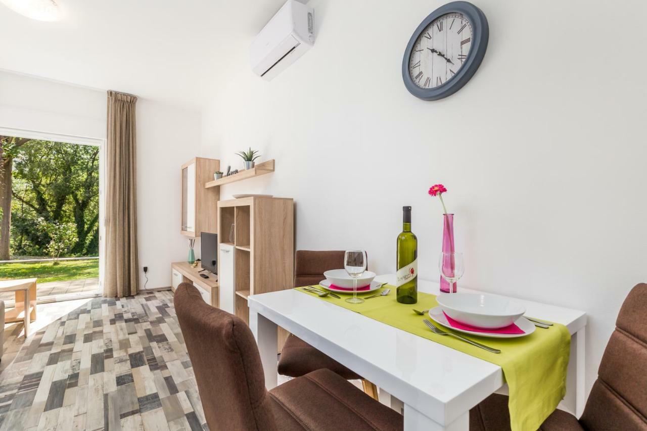 Apartment Piano غييكا المظهر الخارجي الصورة