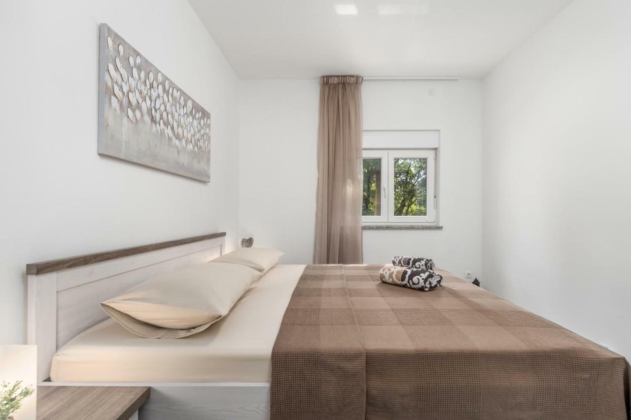 Apartment Piano غييكا المظهر الخارجي الصورة